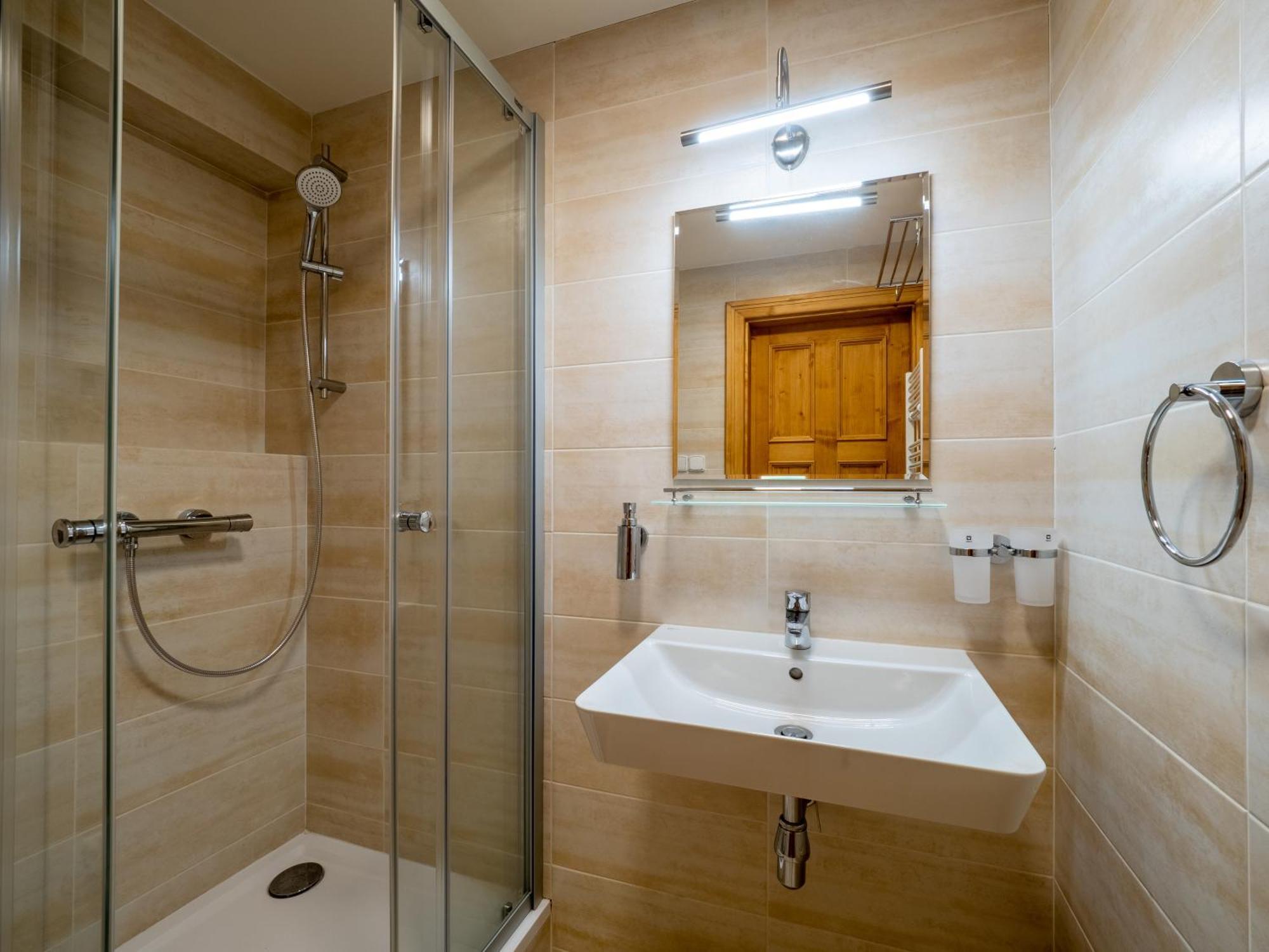 Zamecek Waldsteinovo Zatisi Hotel Svatoslav Buitenkant foto